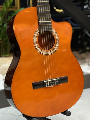 گیتار کلاسیک مدل بارسلونا LC3900C