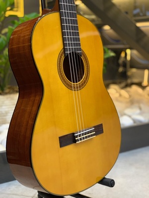 گیتار کلاسیک مدل یاماها CG162s